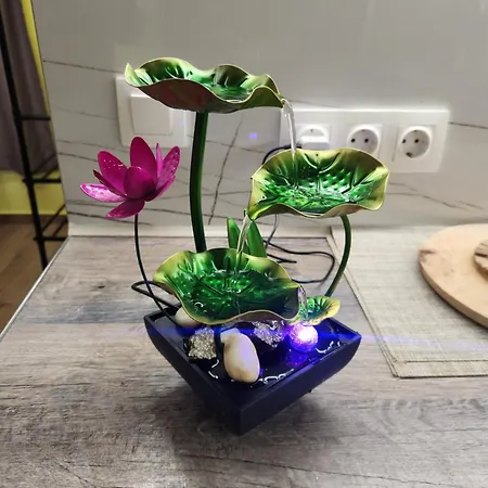 Tranquility Lodge, Next To Paradise And Metro Station Apartman *