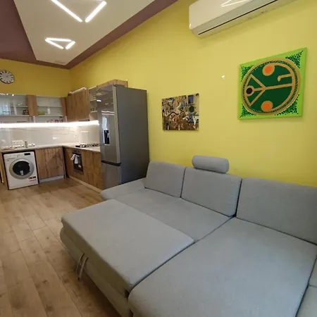 Tranquility Lodge, Next To Paradise And Metro Station * Σόφια