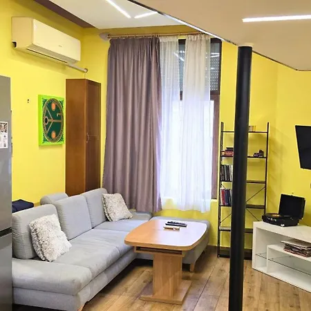 Apartament Tranquility Lodge, Next To Paradise And Metro Station Sofia