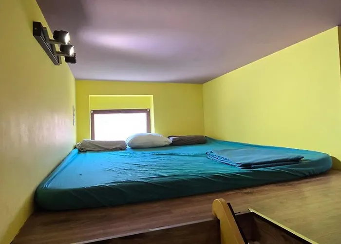 Апартамент Tranquility Lodge, Next To Paradise And Metro Station *