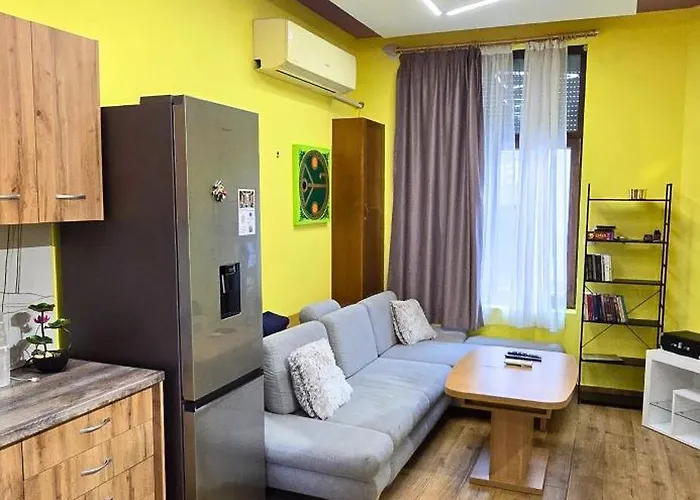 Tranquility Lodge, Next To Paradise And Metro Station * Sofia