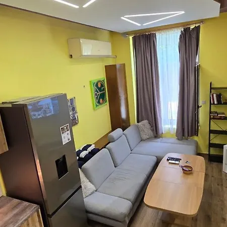 Tranquility Lodge, Next To Paradise And Metro Station Sofia